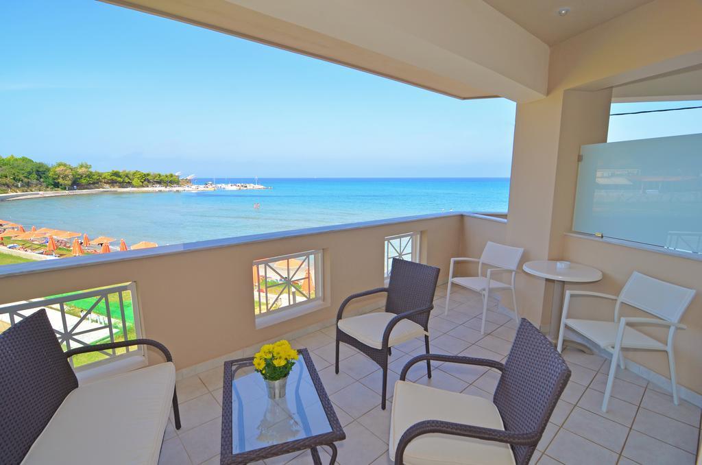 Al Mare Hotel Tsiliví Eksteriør bilde